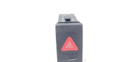 Volkswagen PASSAT B5.5 Hazard light switch 3B0953235E