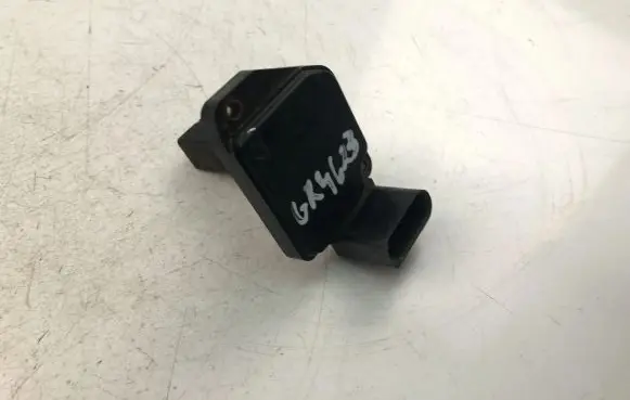 Audi A8 S8 D3 4E Mass air flow meter 057906461D