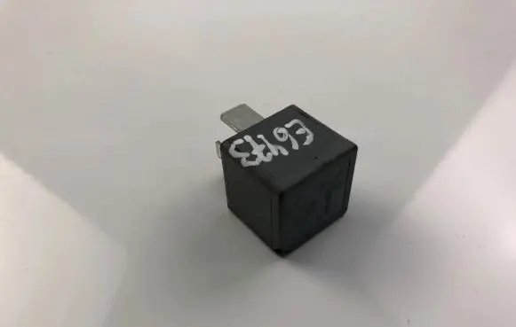 Ford Escort Hazard warning light relay F80B14B192AA