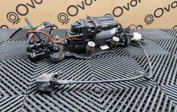 Audi Q5 SQ5 FY Air suspension compressor/pump 10R036089