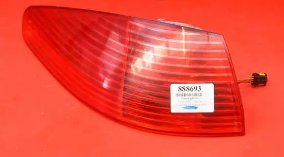 Peugeot 607 Rear/tail lights 2543G
