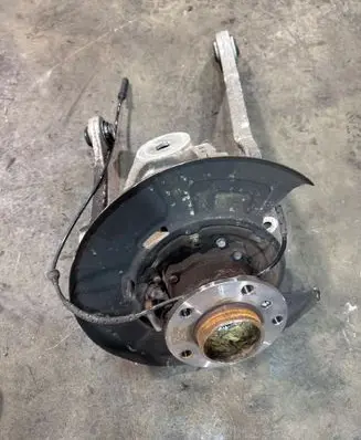 BMW X6 F16 Rear wheel hub 6770983