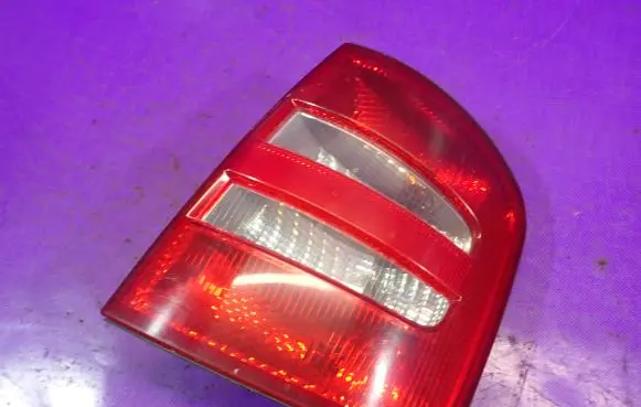 Skoda Fabia Mk1 (6Y) Rear/tail lights 6Y9945112