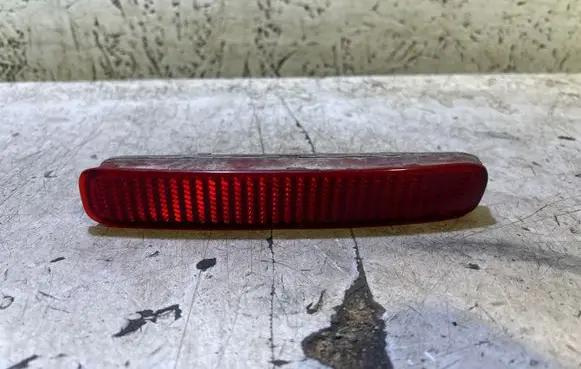 Toyota Corolla Verso AR10 Rear tail light reflector 020003