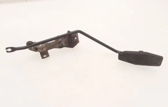 Mazda 626 Accelerator throttle pedal