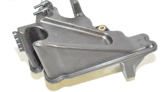 BMW X6 E71 Vacuum air tank 8512680 11658512680