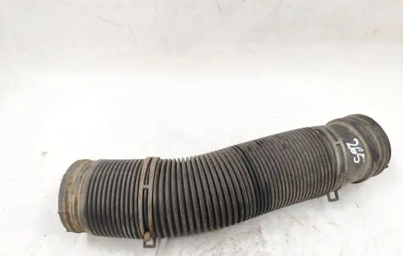 Skoda Octavia Mk1 (1U) Air intake hose/pipe PX0446046