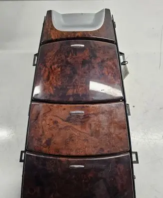 Mercedes-Benz R W251 Glove box central console 