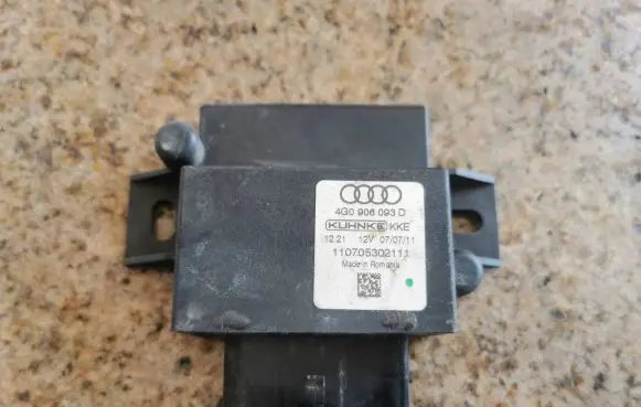 Audi A6 S6 C7 4G Fuel injection pump control unit/module 4G0906093D
