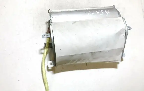 Mitsubishi Galant Passenger airbag