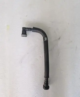 Jeep Grand Cherokee WL Breather hose/pipe P68343572AA