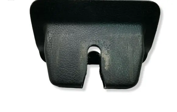 Land Rover Range Rover Sport L320 Tailgate/boot lid lock trim FQW500032PVJ