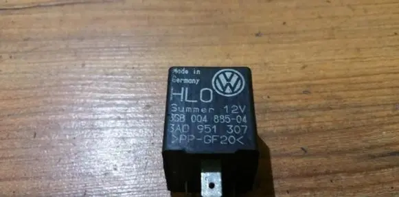 Skoda Octavia Mk1 (1U) Other relay 3sb00488504 3sb004885-04