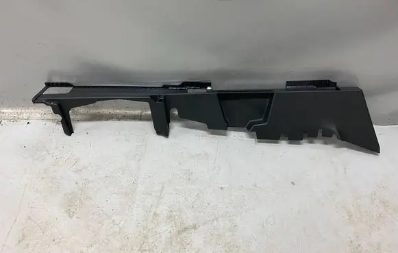 Audi Q7 4M Other trunk/boot trim element 4M0863527L