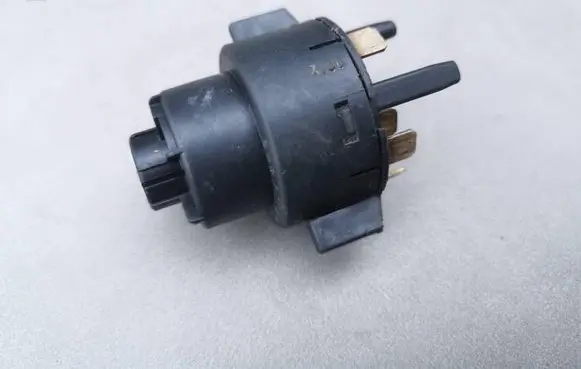 Audi 100 S4 C4 Ignition lock contact 4A0905849