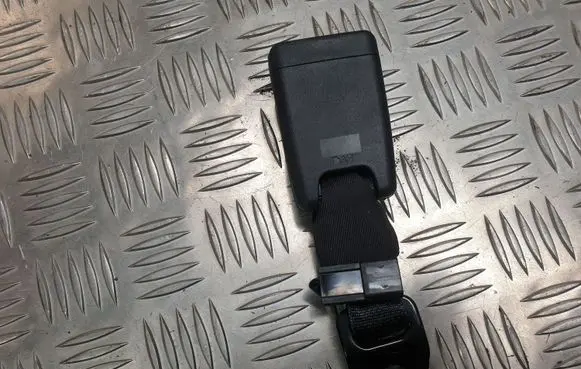 Toyota Aygo AB40 Rear seatbelt buckle G2285