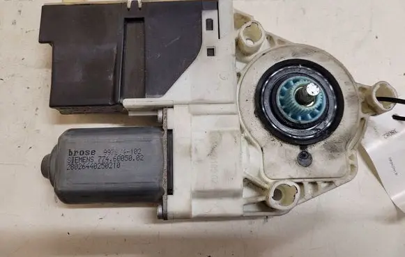 Citroen C5 Front door window regulator motor 966385103 997834102