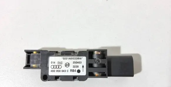 Audi A4 S4 B7 8E 8H Airbag deployment crash/impact sensor 4B0959643C 250403 0231A01ED3BW