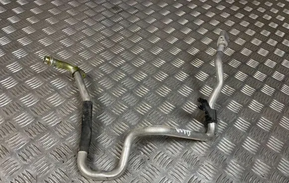 Air conditioning (A/C) pipe/hose