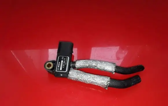 Mercedes-Benz E W211 Exhaust gas pressure sensor 0281006278