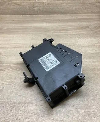 Volkswagen Golf III ABS control unit/module 1H0907379D