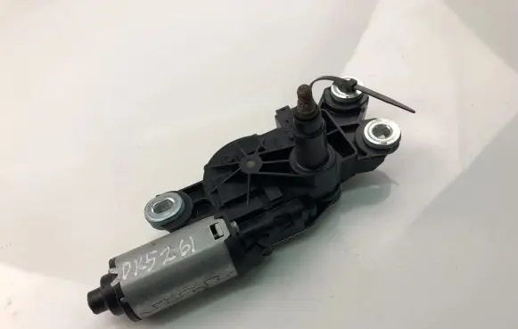 Volvo XC70 Wiper motor 123456