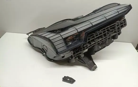 Volvo EX30 Headlight/headlamp 80000628 2023106
