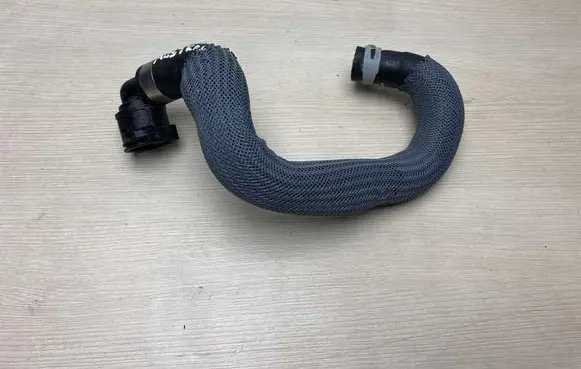 Renault Austral Engine coolant pipe/hose 215173958R