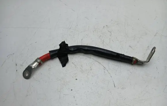Volvo XC90 Positive cable (battery) 