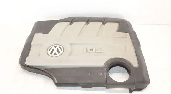 Volkswagen PASSAT B7 Engine cover (trim) 03L103925AM