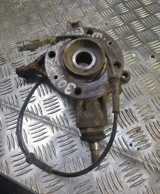 Peugeot 307 Front wheel hub 