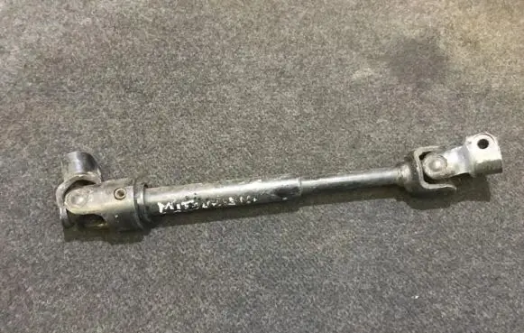 Mitsubishi Space Wagon Steering column universal joint