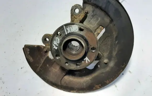 Front wheel hub