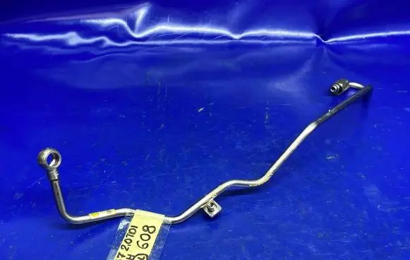 Volkswagen PASSAT B7 Turbo turbocharger oiling pipe/hose 03L145771AN