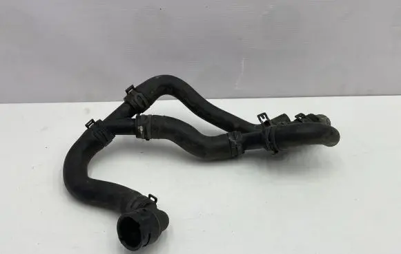 Volkswagen Jetta VI Engine coolant pipe/hose 5C0122073J