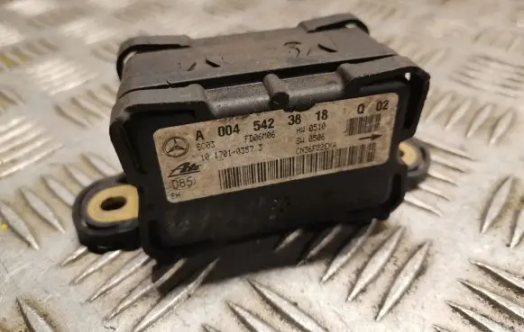 Mercedes-Benz R W251 Yaw turn rate sensor 0045423818
