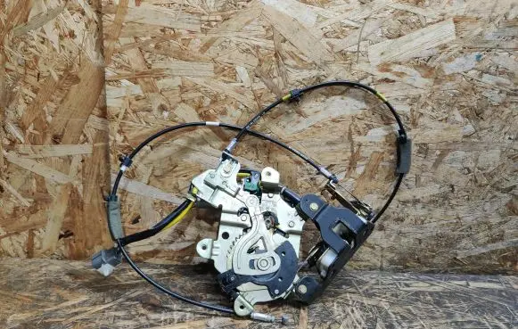 Honda Odyssey Sliding door lock J5031313230D 1620005672