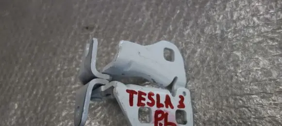 Tesla Model 3 Front door upper hinge 110103500E