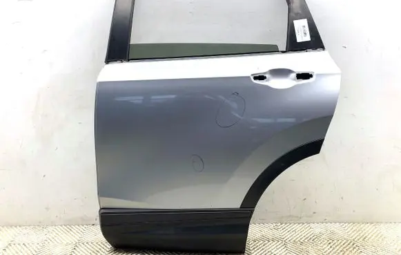 Honda CR-V Rear door