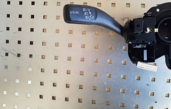 Audi A5 8T 8F Indicator stalk 8K0953502BC