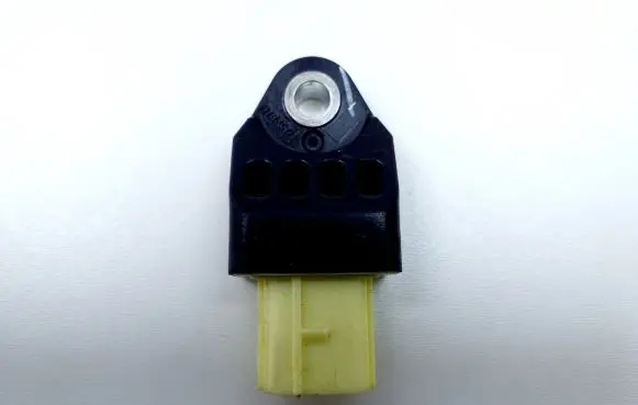 Toyota Yaris Airbag deployment crash/impact sensor 898310D090 831A2WVPY