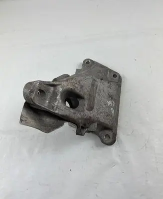 BMW 3 E90 E91 Engine mounting bracket 6765004 24168110