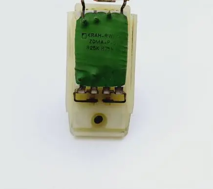 Ford Focus Heater blower motor/fan resistor XS4H18B647AA