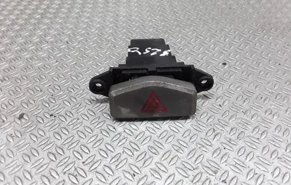KIA Carens I Hazard light switch