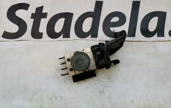 Mercedes-Benz E W212 ABS Pump A2124314712 2124314712