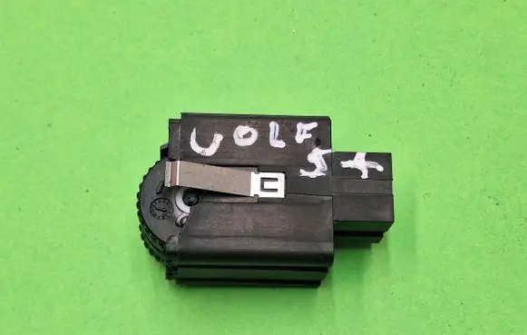 Volkswagen Golf Plus Headlight level height control switch 5M0941333A
