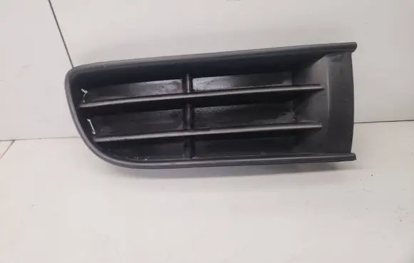 Volkswagen Golf V Front bumper lower grill 6Q0853666