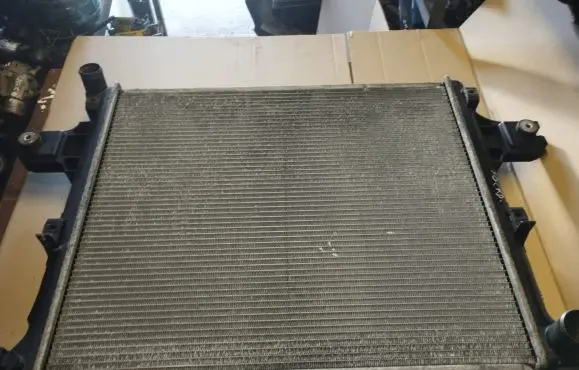 Coolant radiator