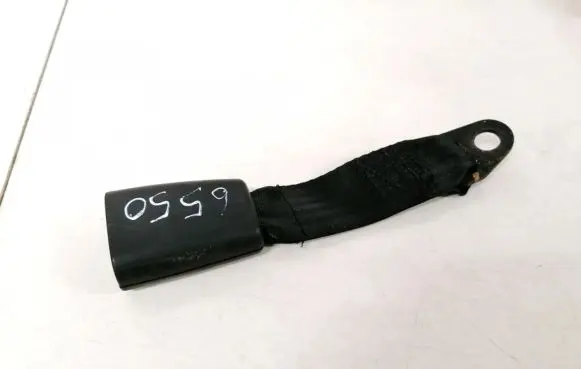 Alfa Romeo 156 Middle seatbelt buckle (rear) 10447090 c481-310804