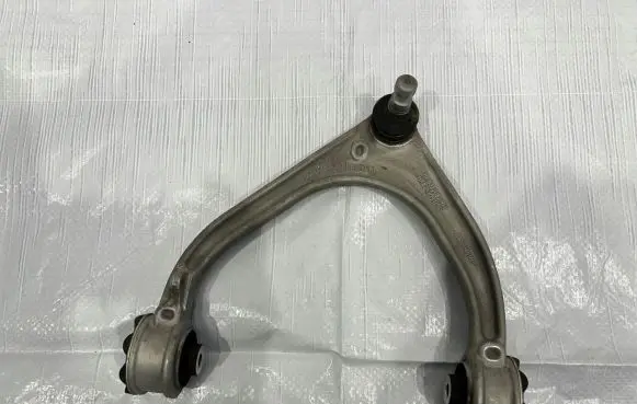 Jaguar F-Pace Front upper control arm/wishbone HK833091